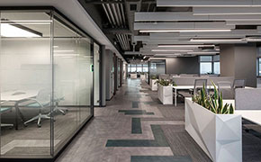 �Ϸ��k�����b���L(f��ng)ˮ