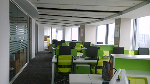 �Ϸ��k�����b���O(sh��)Ӌ(j��)��(y��ng)�����_��(chu��ng)�¾���