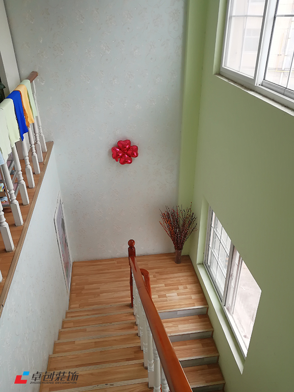 美容院裝修用什么顏色的墻紙好？