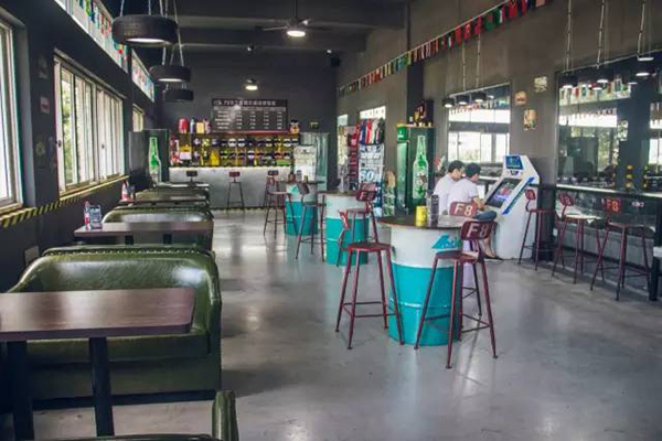 700ƽ�����⿨��܇�㘷��ƽ���O(sh��)Ӌ(j��)�D