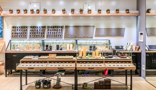 �Ϸ�����Щ�߶˵��錚���b�޹�˾��