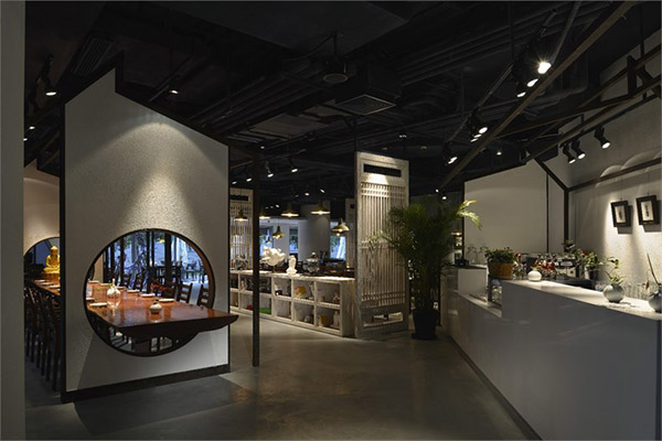 中餐廳裝修哪個公司比較靠譜啊？