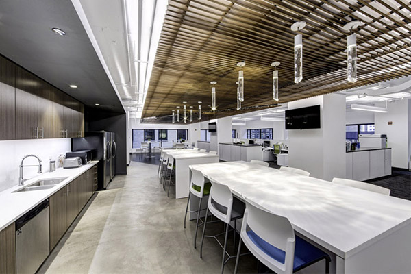 �Ϸ�������s���k�����b�����